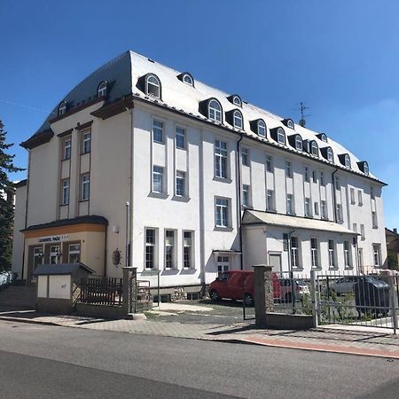 Grandhotel Nový Bor المظهر الخارجي الصورة