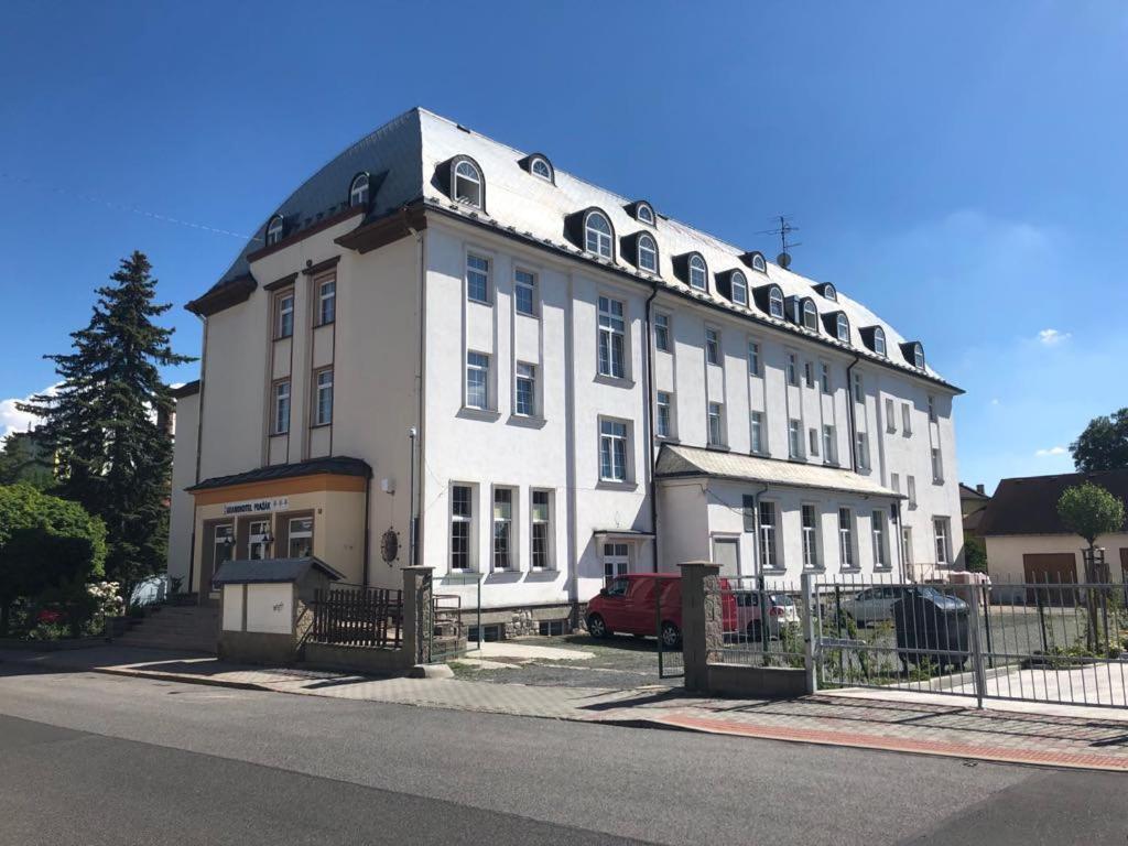 Grandhotel Nový Bor المظهر الخارجي الصورة